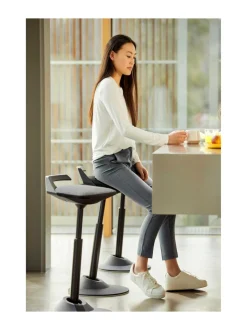 Aeris Muvman, musta mikrokuitukangas