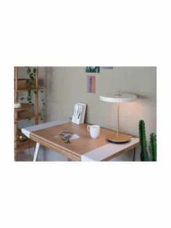 Asteria-pöytävalaisin