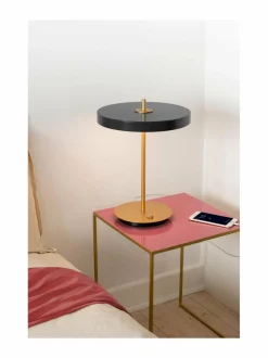 Asteria-pöytävalaisin