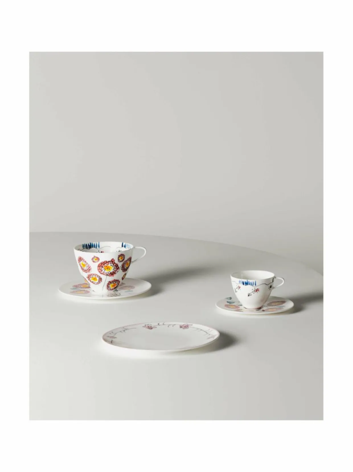 Dark Viola -lautanen 2 x 24 cm