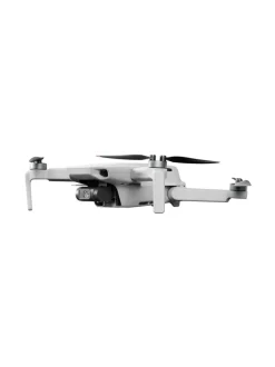 DJI Mini 4K Fly More Combo -drone varustepaketilla