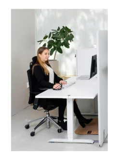 FREE 707 työtuoli - Musta