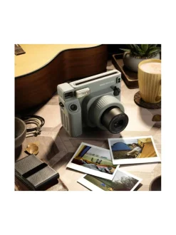 Fujifilm Instax Wide 400 pikafilmikamera