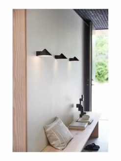 Grasp-seinävalaisin