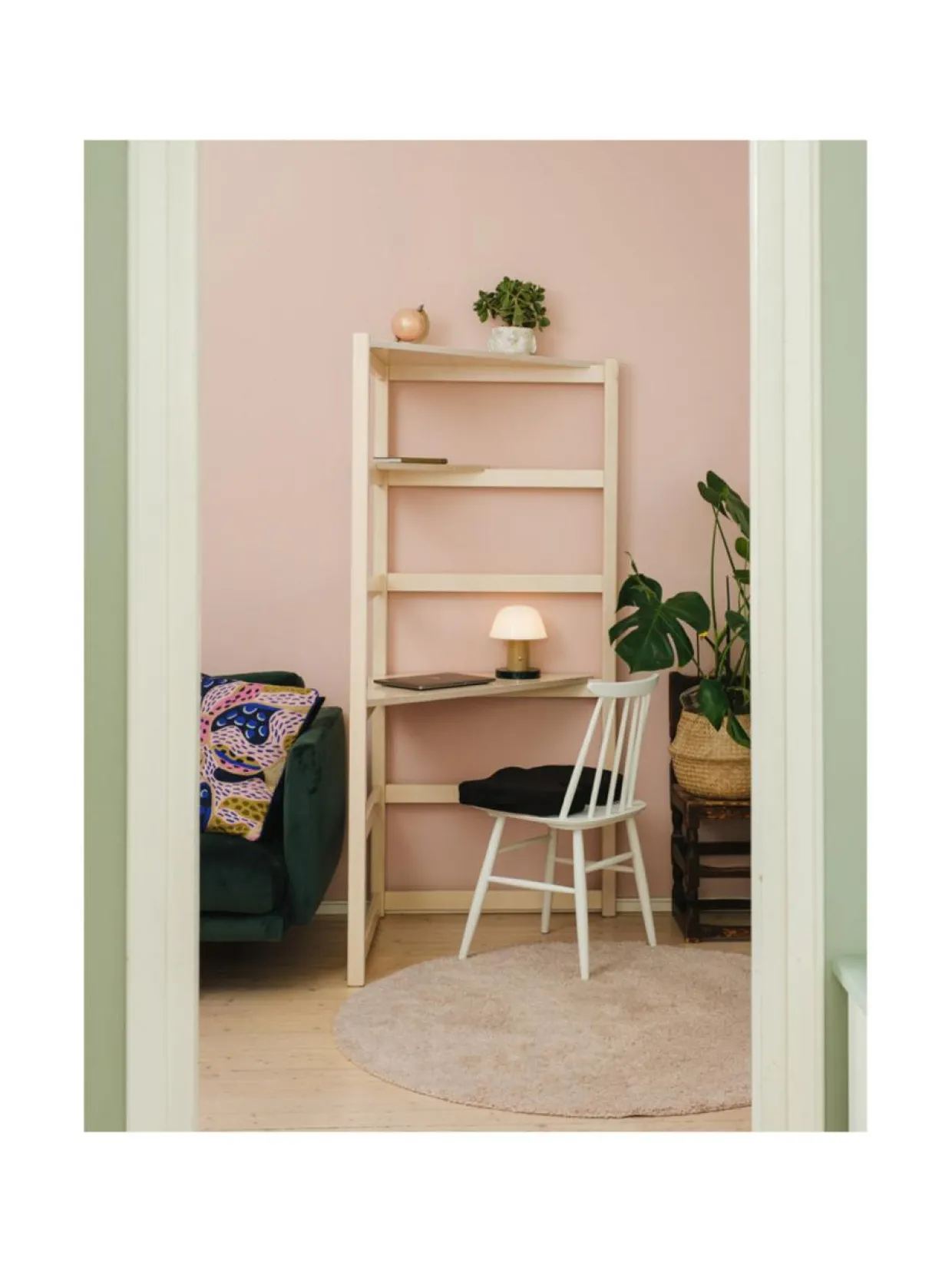 Hima Corner säädettävä työpiste ja hylly - Natural Birch