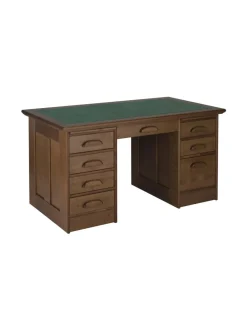 Kirjoituspöytä laatikostoilla