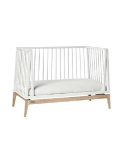 Leander Luna Pinnasänky muunnossarjalla 120x60cm - Valkoinen/Tammi