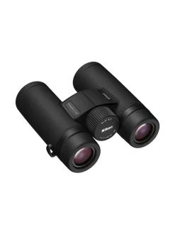 Nikon Monarch M7 8x30 -kiikarit