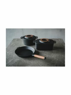 Norden-valurautapata 4 l