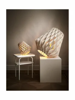 Pilke Signature 28 -pöytävalaisin