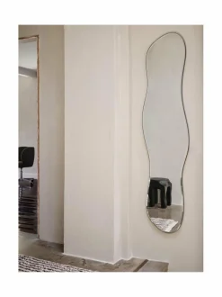 Pond Mirror -kokovartalopeili