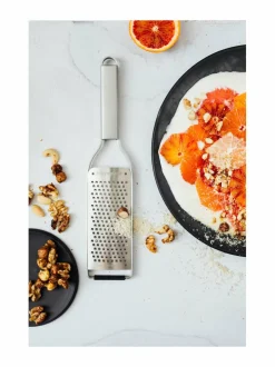 Professional Zester -raastin