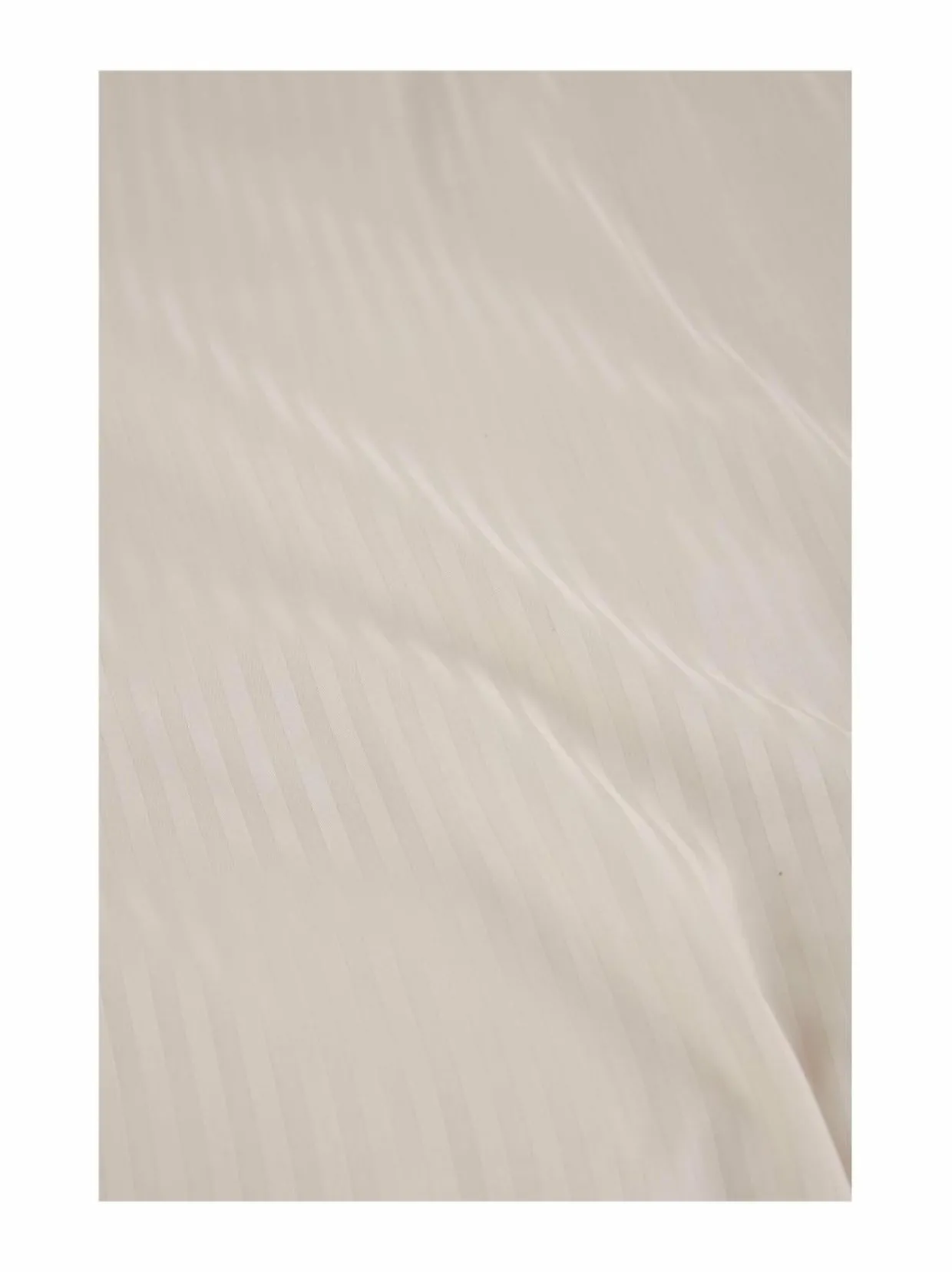 Ritz-satiinipussilakana