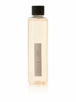 Selected Cedar -diffuuserin täyttöpullo 250 ml