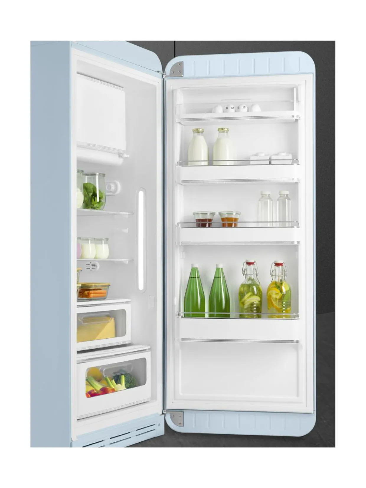 Smeg FAB28RPB5 Jääkaappi, pastellinsininen oikeakätinen