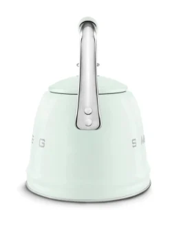 Smeg viheltävä vesipannu WKF01PG, pastellinvihreä