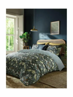 Strawberry Thief -satiinipussilakanasetti