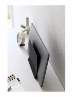 Tower Slim - pystyteline kannettavalle tietokoneelle