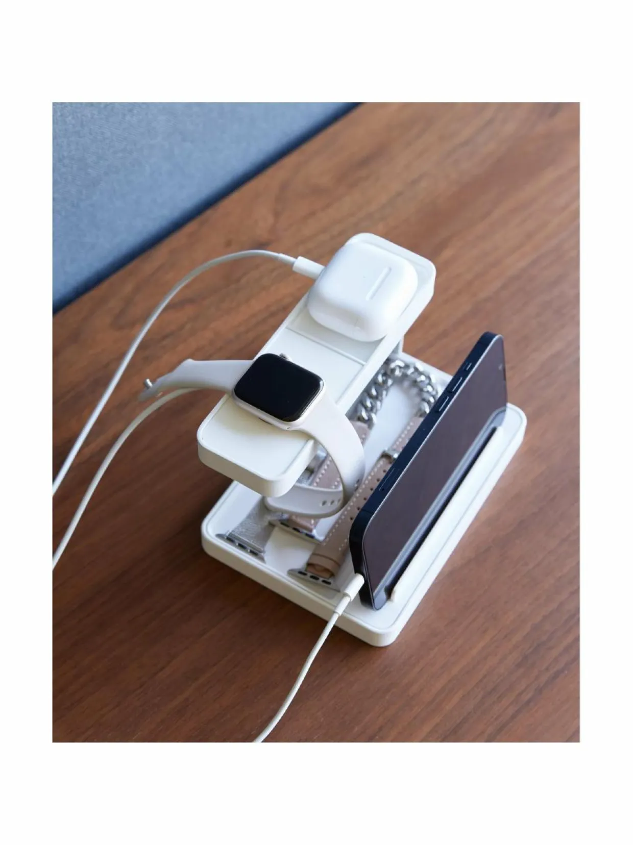 Tower Smartphone & Device -latausteline