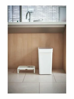 Tower-lemmikinruokalaatikko 25 l