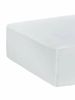 Triomphe-satiinilakana, muotoonommeltu