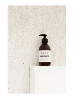 Vartalo- ja käsivoide laventeli & appelsiini 250 ml